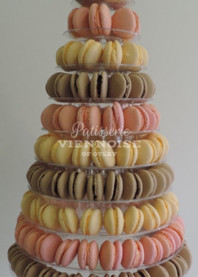 Individual Cakes: Image 4 (Macaroon Tower)